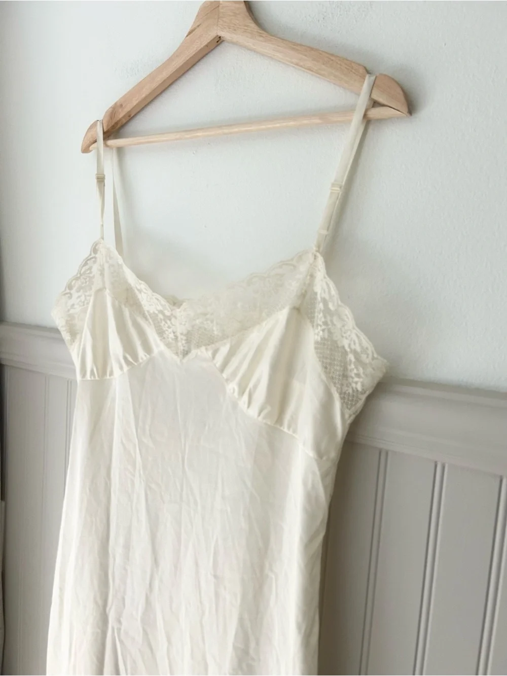 Vintage Mel Lin Cream Lace Trim Slip Dress Nylon Adjustable Straps S/M (Tag 42) - Picture 3 of 12